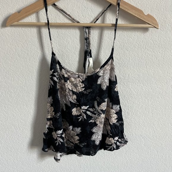 !!SOLD!! F21 Flowy Floral Crop Top Bundle - Picture 10 of 10